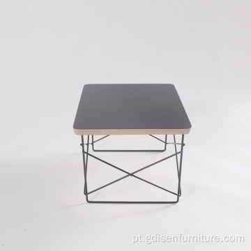 Tabela lateral da mesa de arame eames